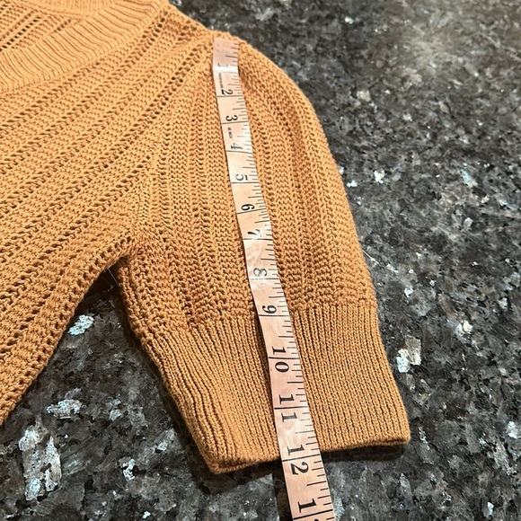 RACHEL Rachel Roy Brown V-Neck top - Picture 7 of 9